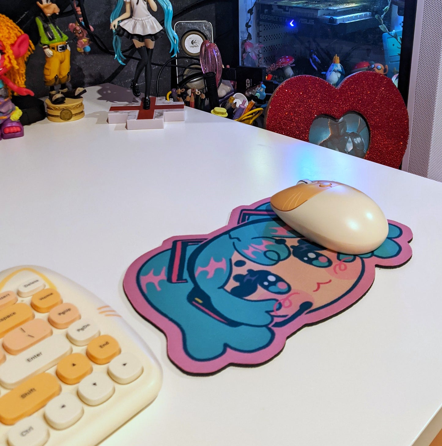 Cutie Miku Mousepad