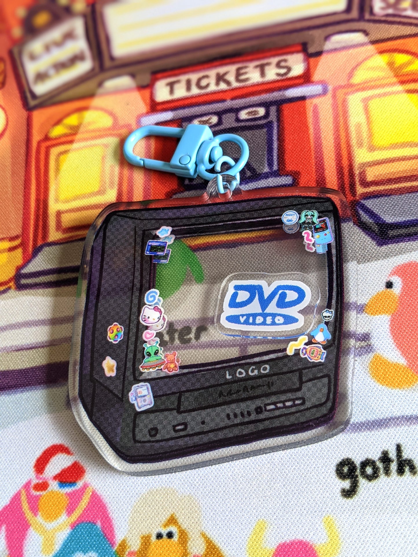 Retro DVD Screen Double-Sided Acrylic Shaker Charm