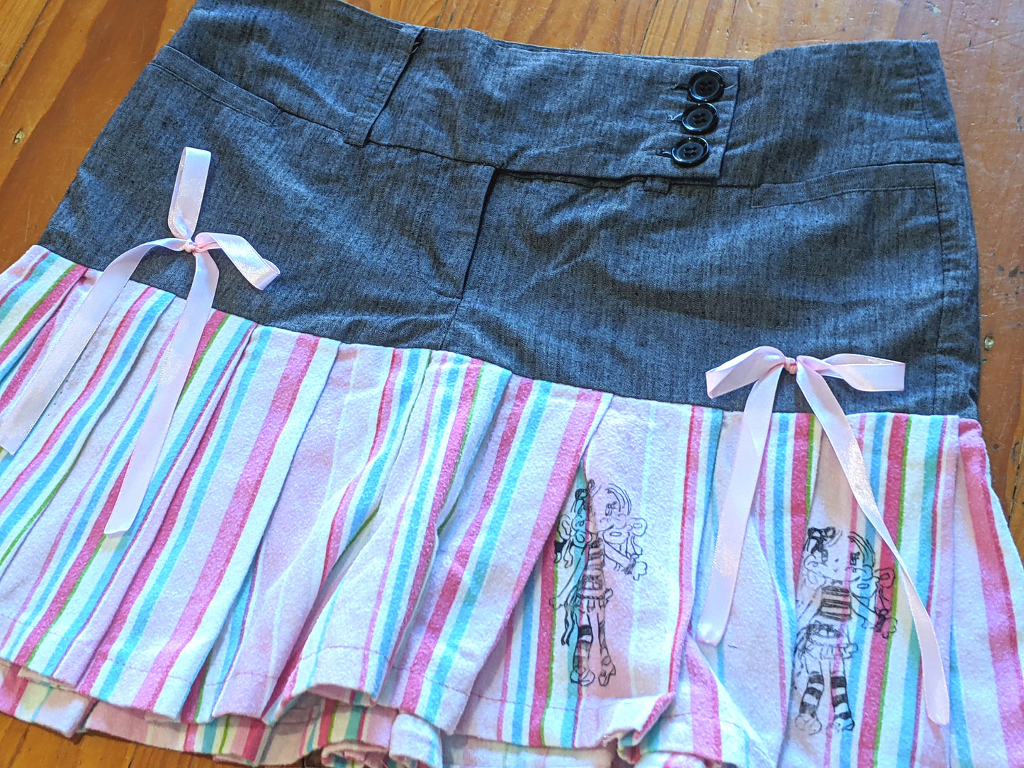 Bow Girl Striped Skirt